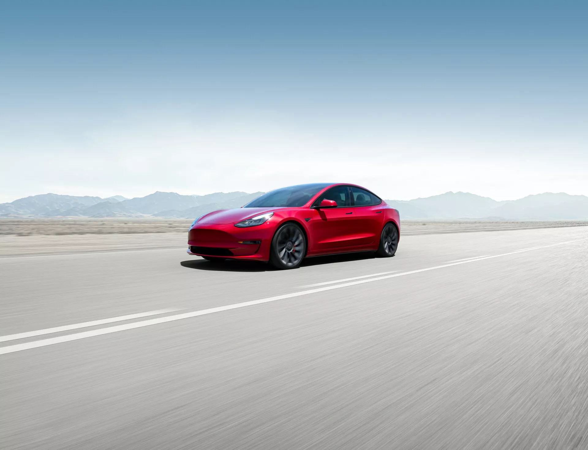Tesla Model 3 de 2019, 1ª geração, sedã elétrico elegante com design moderno, capacidades avançadas de piloto automático e desempenho eficiente de bateria de longo alcance.